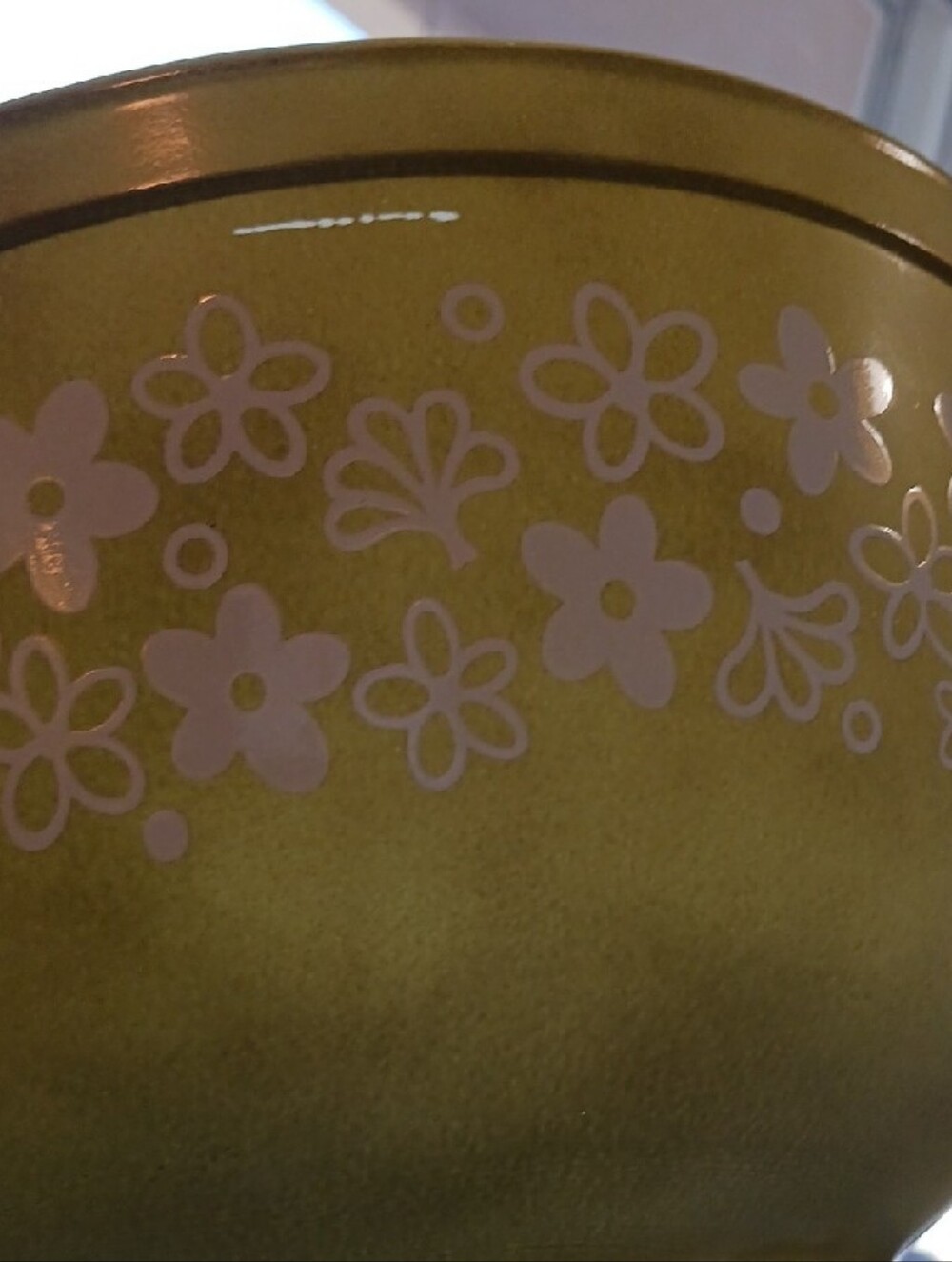 Pyrex ~ Spring Blossom Green 2.5 qt bowl - Picture 13 of 14